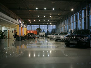 漳州聚力汽車銷售服務(wù) 驅(qū)動未來，服務(wù)為本的汽車銷售新標桿